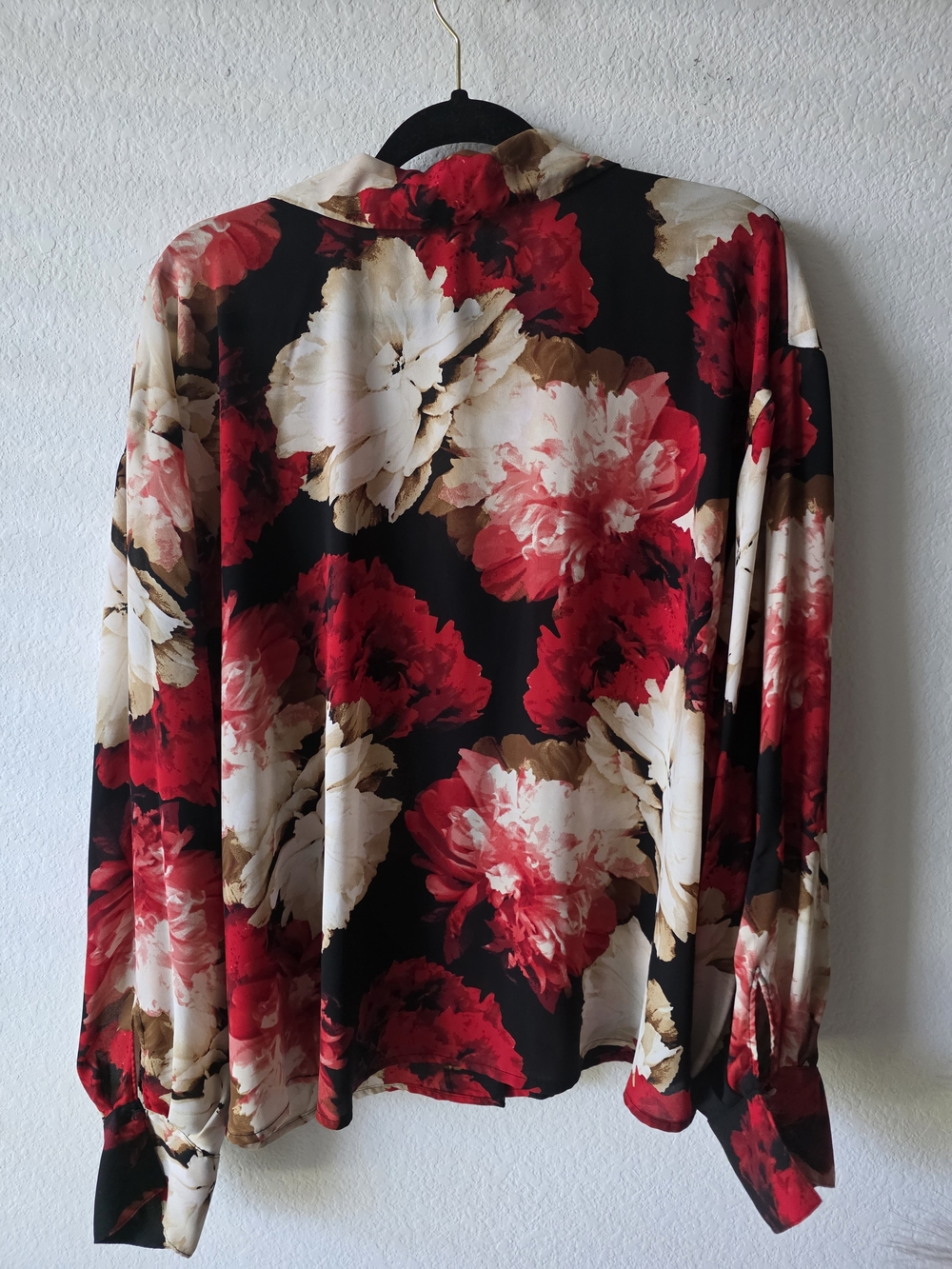 Worthington Red, Black & Cream Floral Blouse - Picture 4 of 7